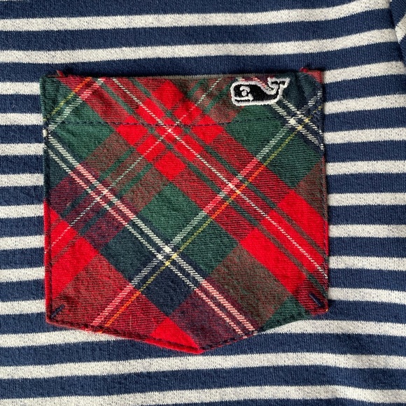 Vineyard Vines youth large holiday striped shirt - Picture 4 of 4